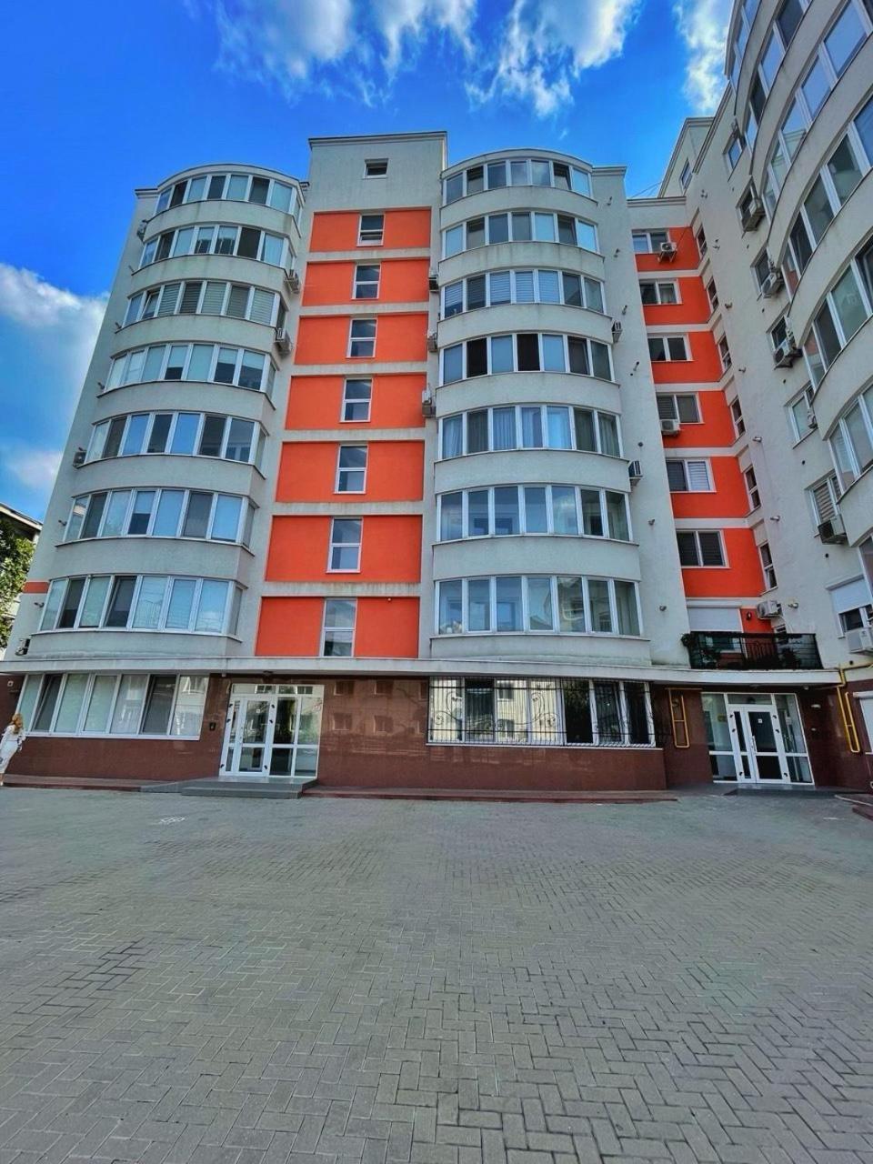 2 Mins From Center - Luxury In דירה